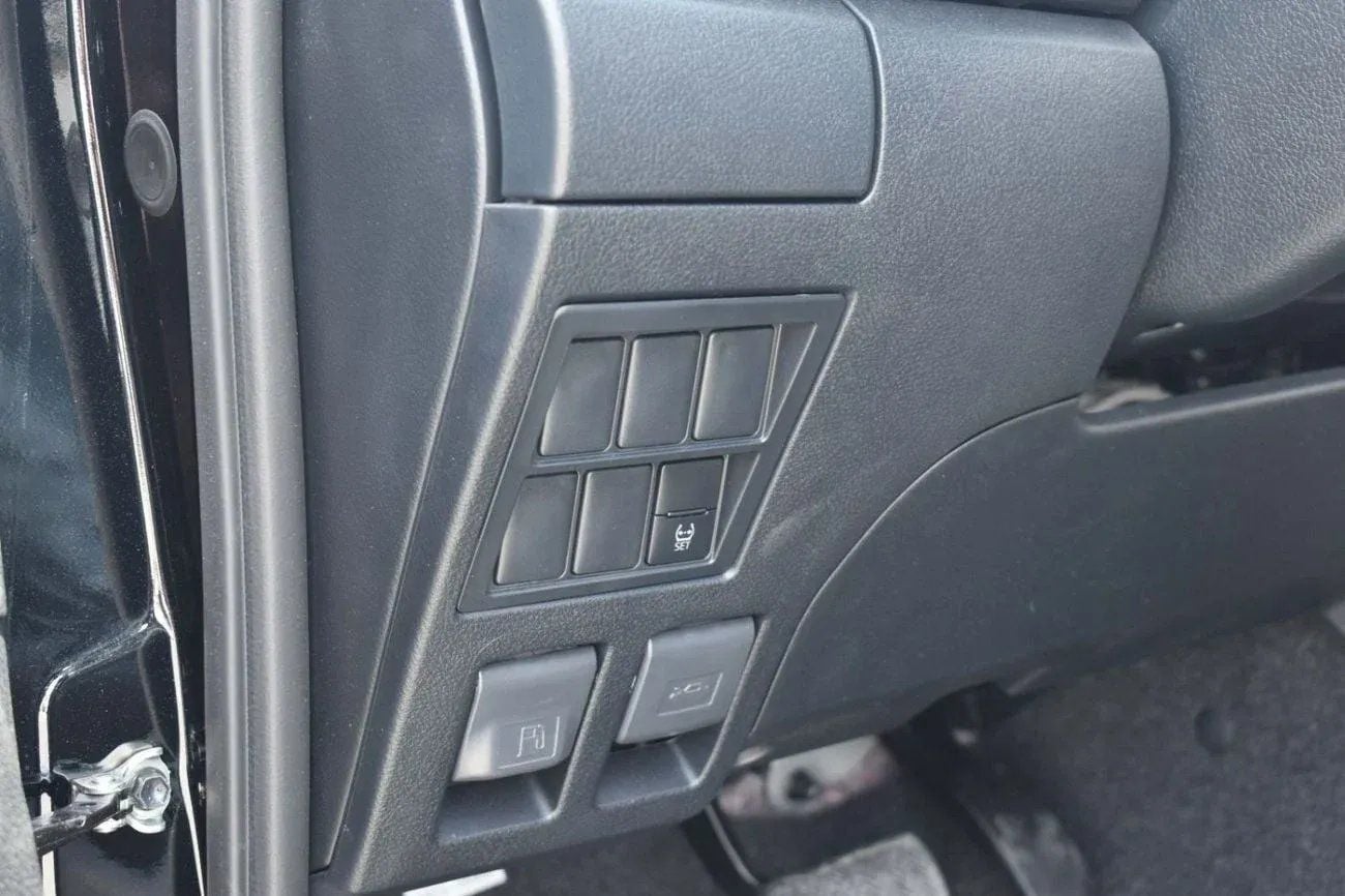 Toyota Hilux HILUX DC 2.7L AT P.WINDO 4X4