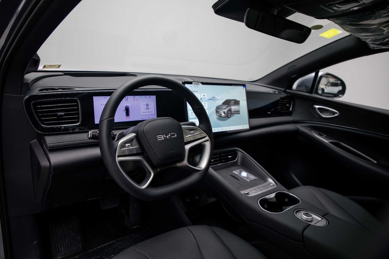 بي واي دي سيليون 06 Navigation Plus EV - Grey Inside Black | Export Price