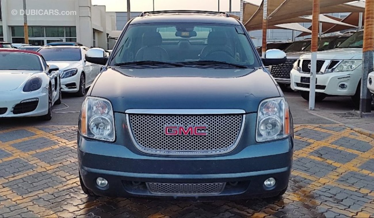 GMC Yukon DENALI FULL OPTION GCC