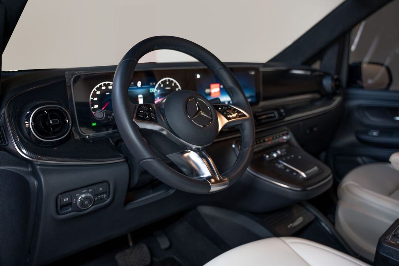 Mercedes-Benz V 300 Built by Barugzai | Mercedes-Benz V300 Avantgarde | VIP Interior