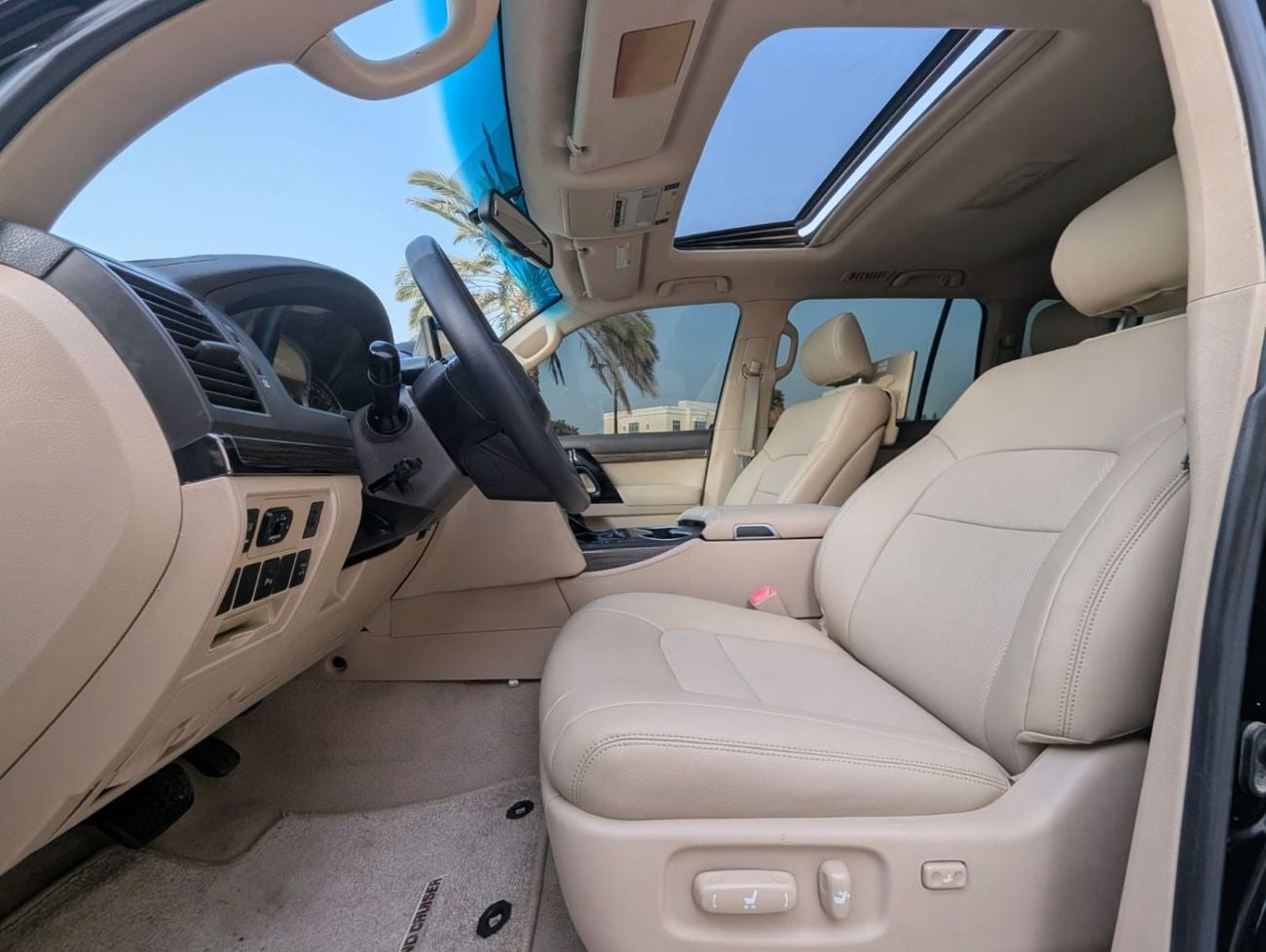 Toyota Land Cruiser Toyota Landcruiser 2015 LHD facelifted to 2025 black colour