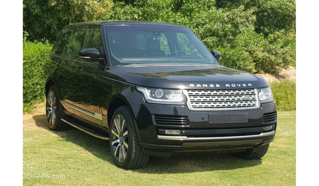 Land Rover Range Rover Vogue Supercharged Rang Rover Vouge model 2013 GCC car prefect condition full option low mileage