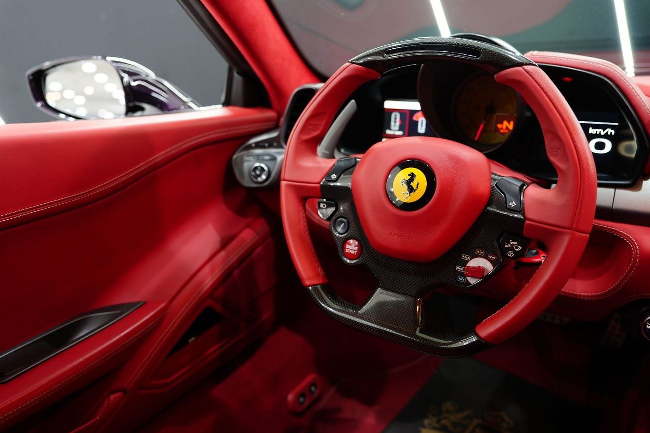 فيراري 458 إيطاليا Carbon Fiber Driver Zone + LEDs, GCC Specs!!