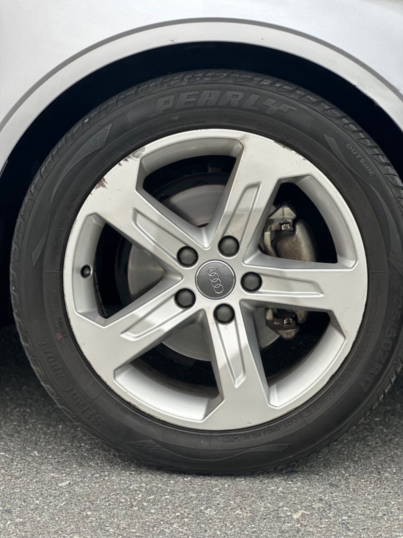 Audi A3 35 TFSI MODEL 2017GCC CAR PERFECT CONDITION INSIDE AND OUTSIDE 1400cc