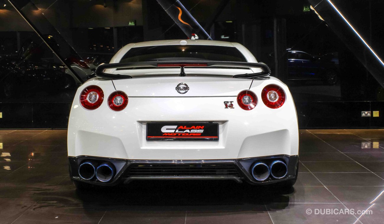 Nissan GT-R