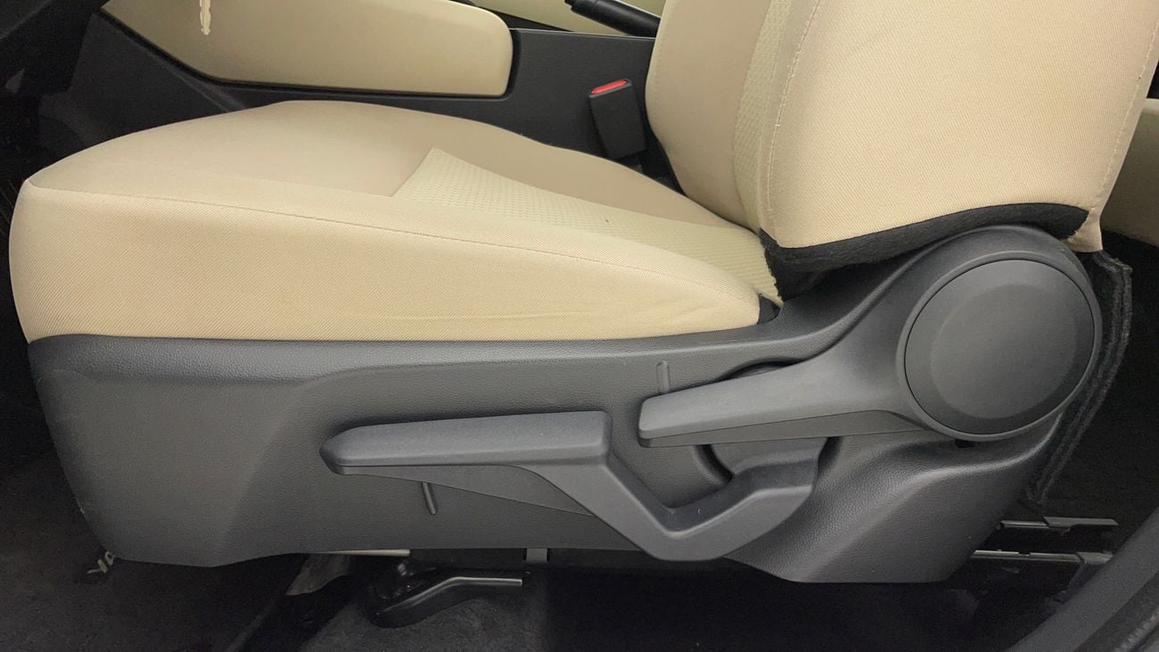 تويوتا يارس E 1.5 | بدون دفعة مقدمة | اختبار القيادة في المنزل