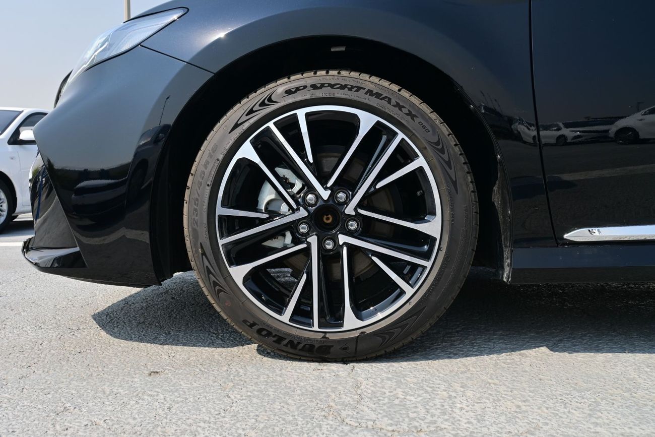 تويوتا كامري Toyota Camry LE Saudi 2.5L Hybrid, Model 2025, Color Black