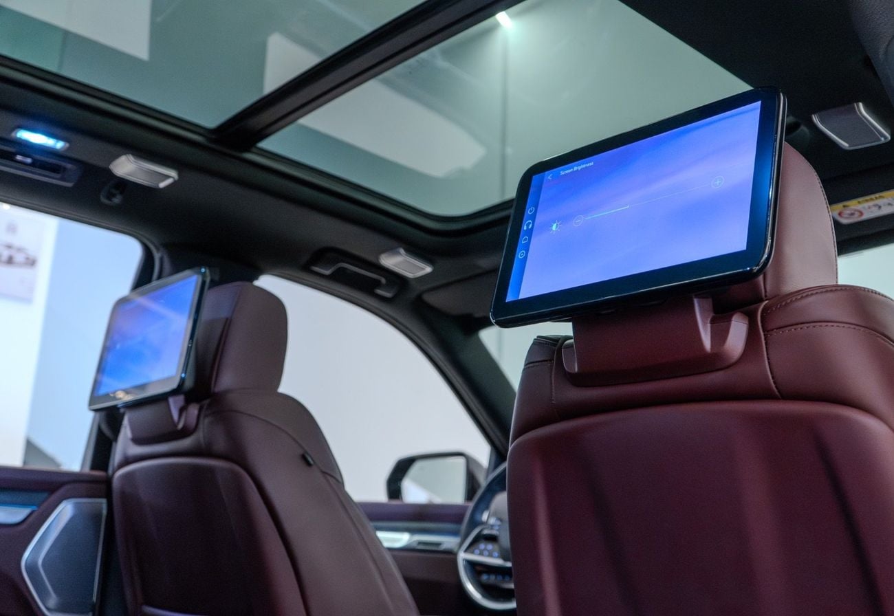 Cadillac Escalade Sport Platinum 6.2L 4WD 2025 Cadillac Escalade Sport Platinum, With Warranty & Service Contract, GCC