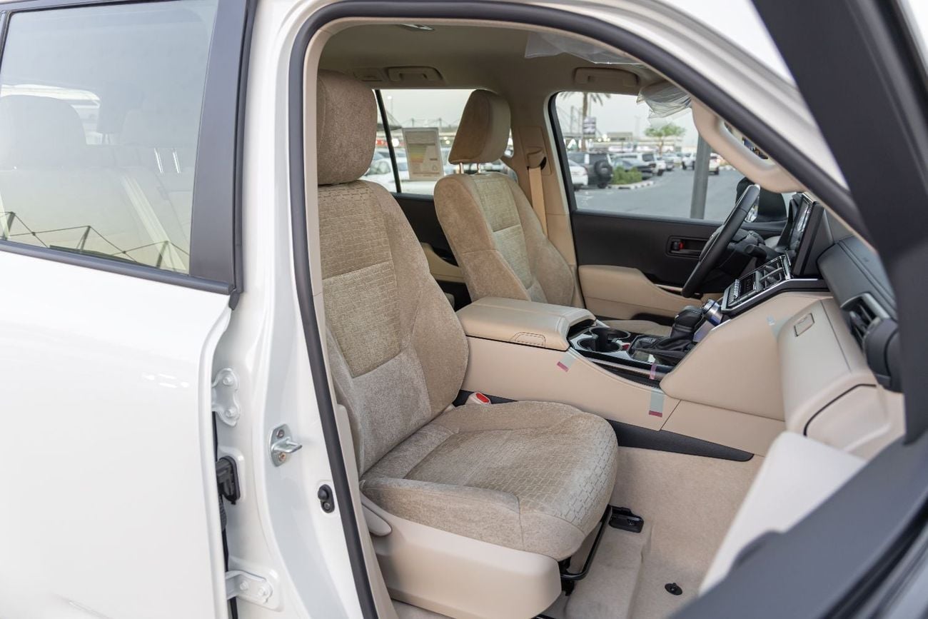 Toyota Land Cruiser GXR LAND CRUISER | LC300 | 2026 | GCC | 4WD | V6 3.5L | 1 Camera - 1 electric chair | Petrol | 7 seat |