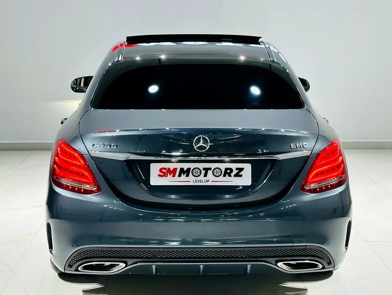 Mercedes Benz C200 AVANTGARDE