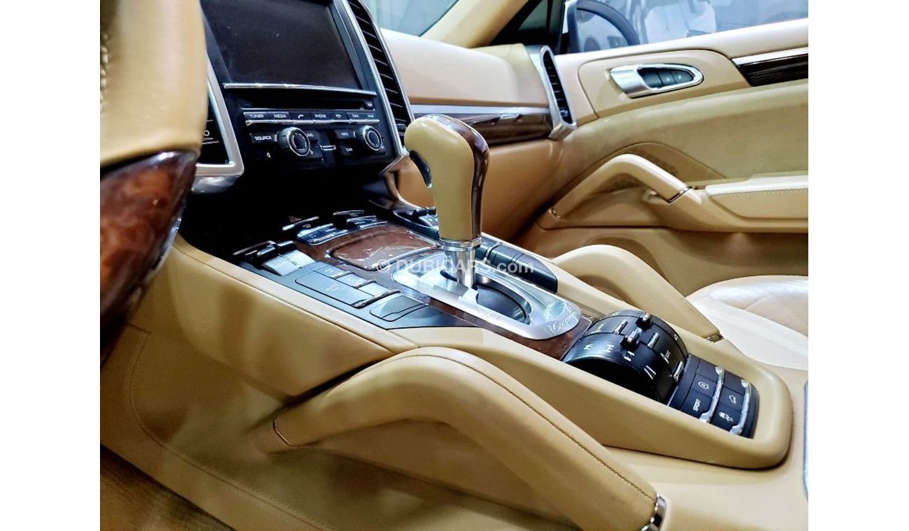 Porsche Cayenne GTS - 2013 - GCC - ONE YEAR WARRANTY - ( 2,290 AED PER MONTH/ 3YRS )