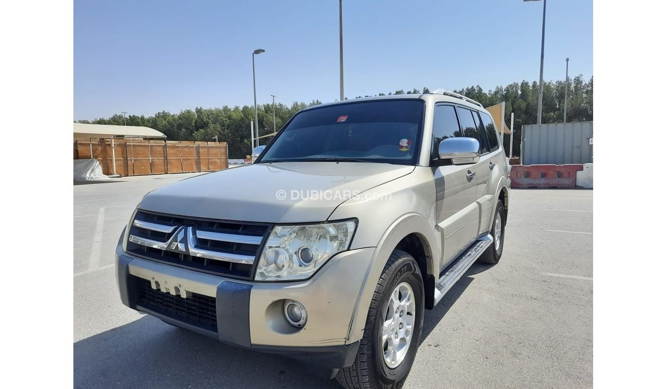 Mitsubishi Pajero Mitsubishi pajero 2007 g cc accident free