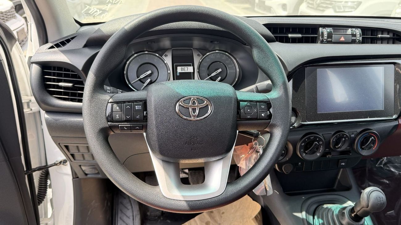 تويوتا هيلوكس GL Toyota Hilux 2.7L Petrol MT SC 4x4 2025YM
