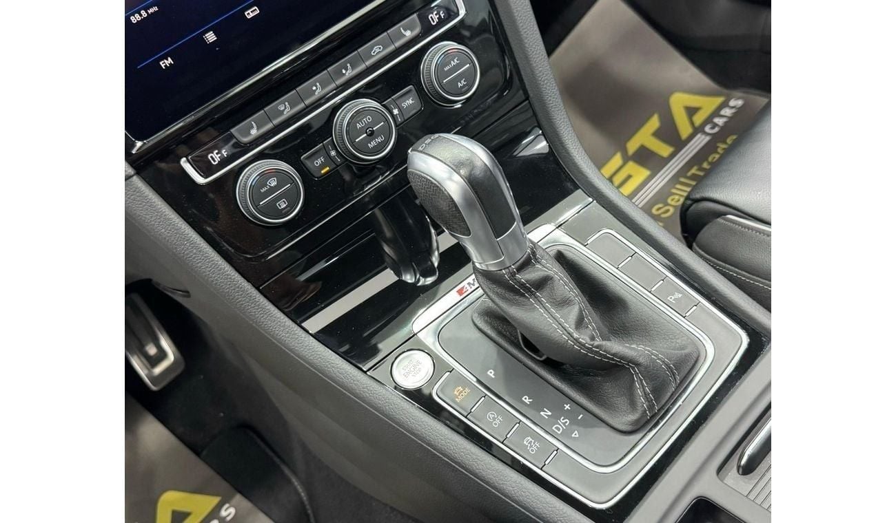 Volkswagen Golf Topline 2019 Volkswagen Golf R, Warranty, Full Volkswagen Service History, Excellent Condition, GCC