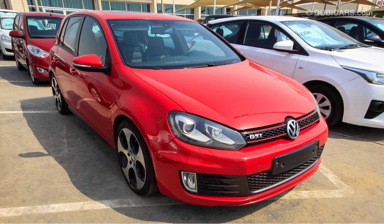 Volkswagen Golf GTI