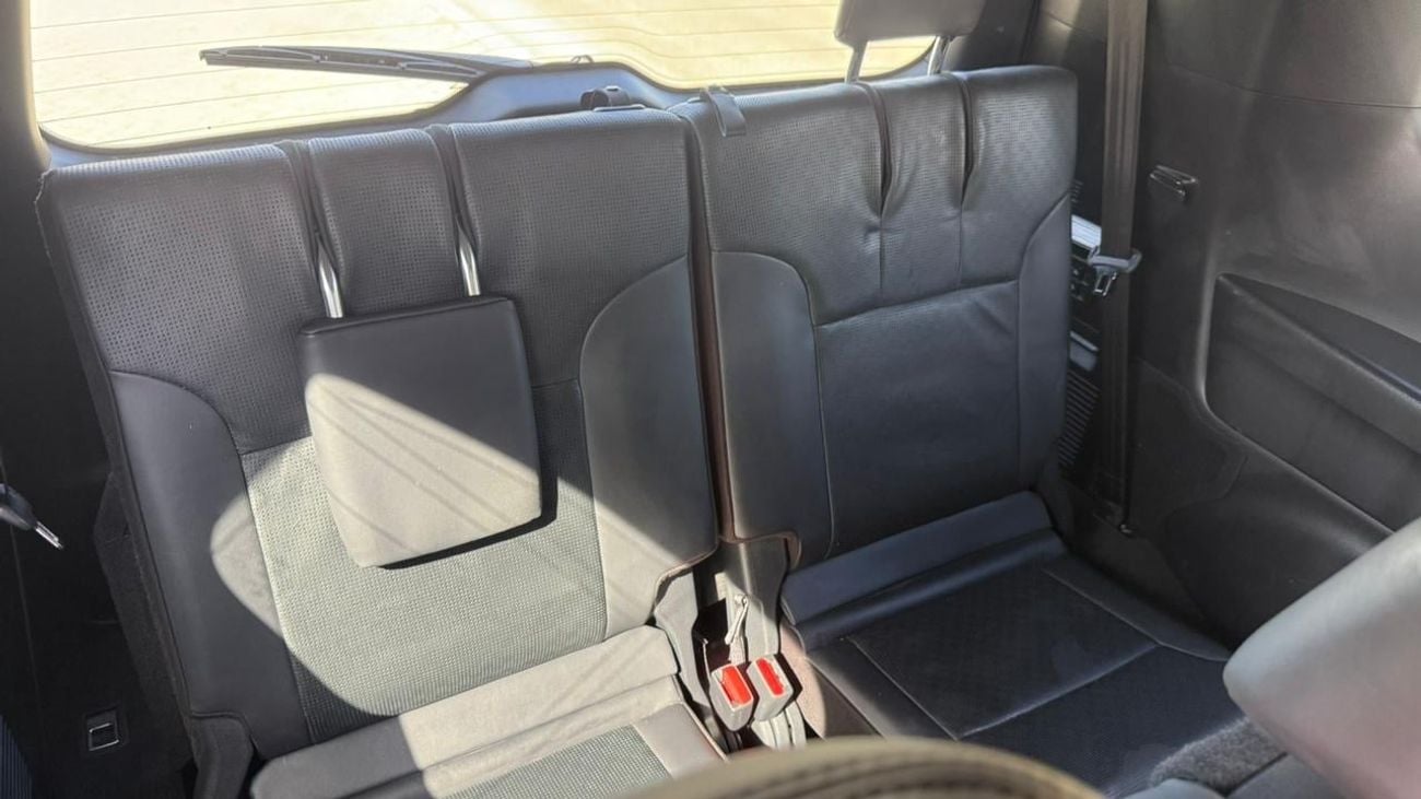 Toyota Land Cruiser Sahara export from Australia