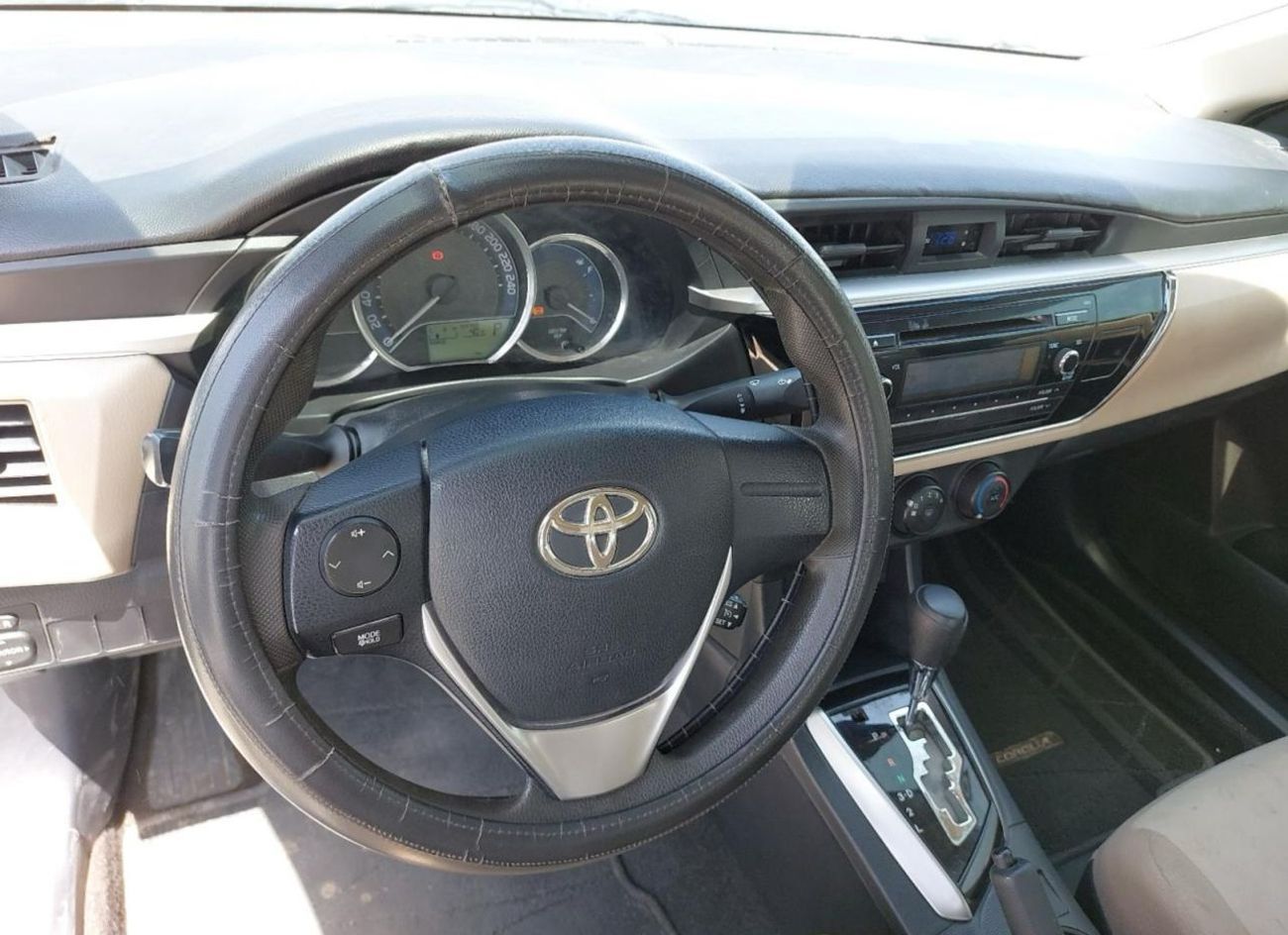 تويوتا كورولا SE 1.6L EXCELLENT CONDITION READY TO DRIVE