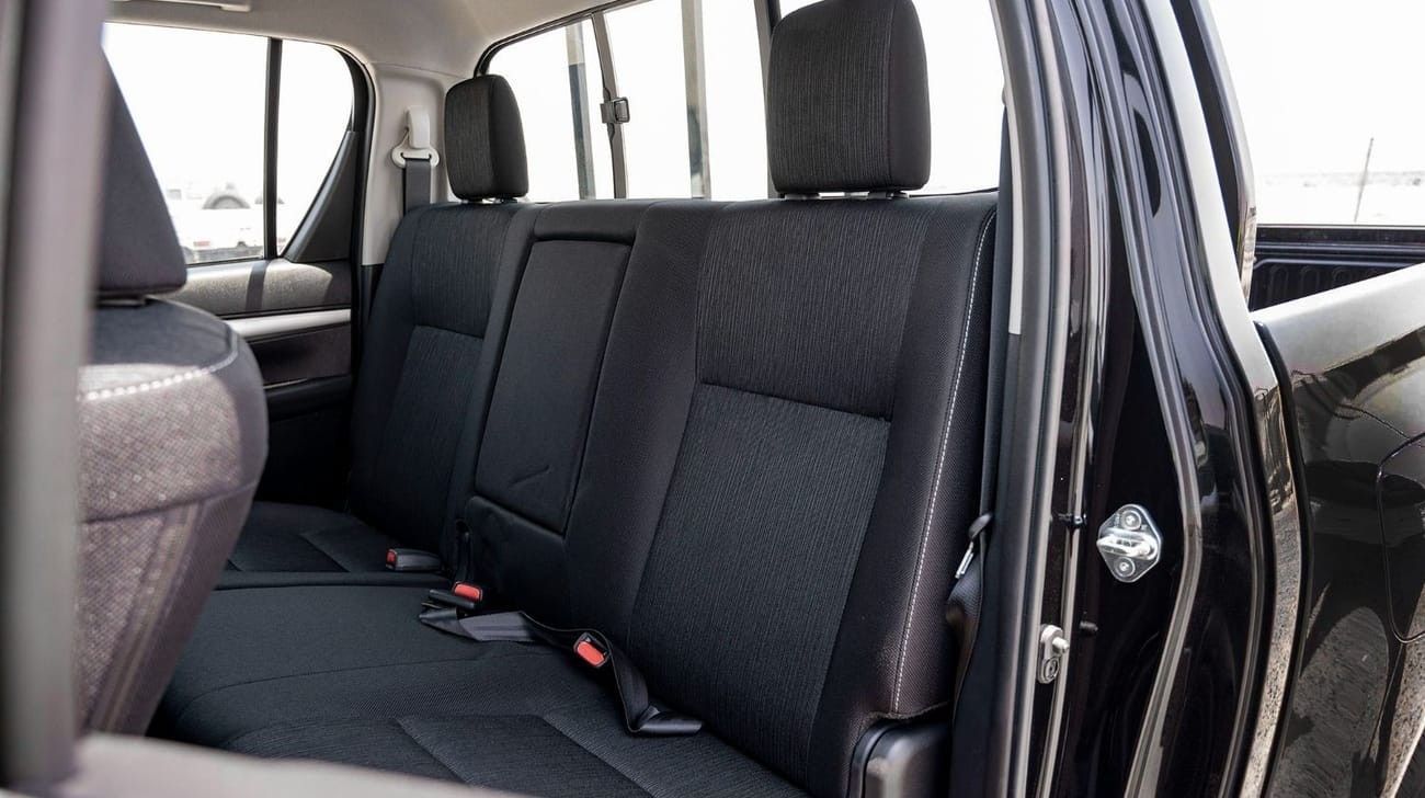 Toyota Hilux TOYOTA HILUX DC 2.4D AT 4X4 MY2025 – BLACK