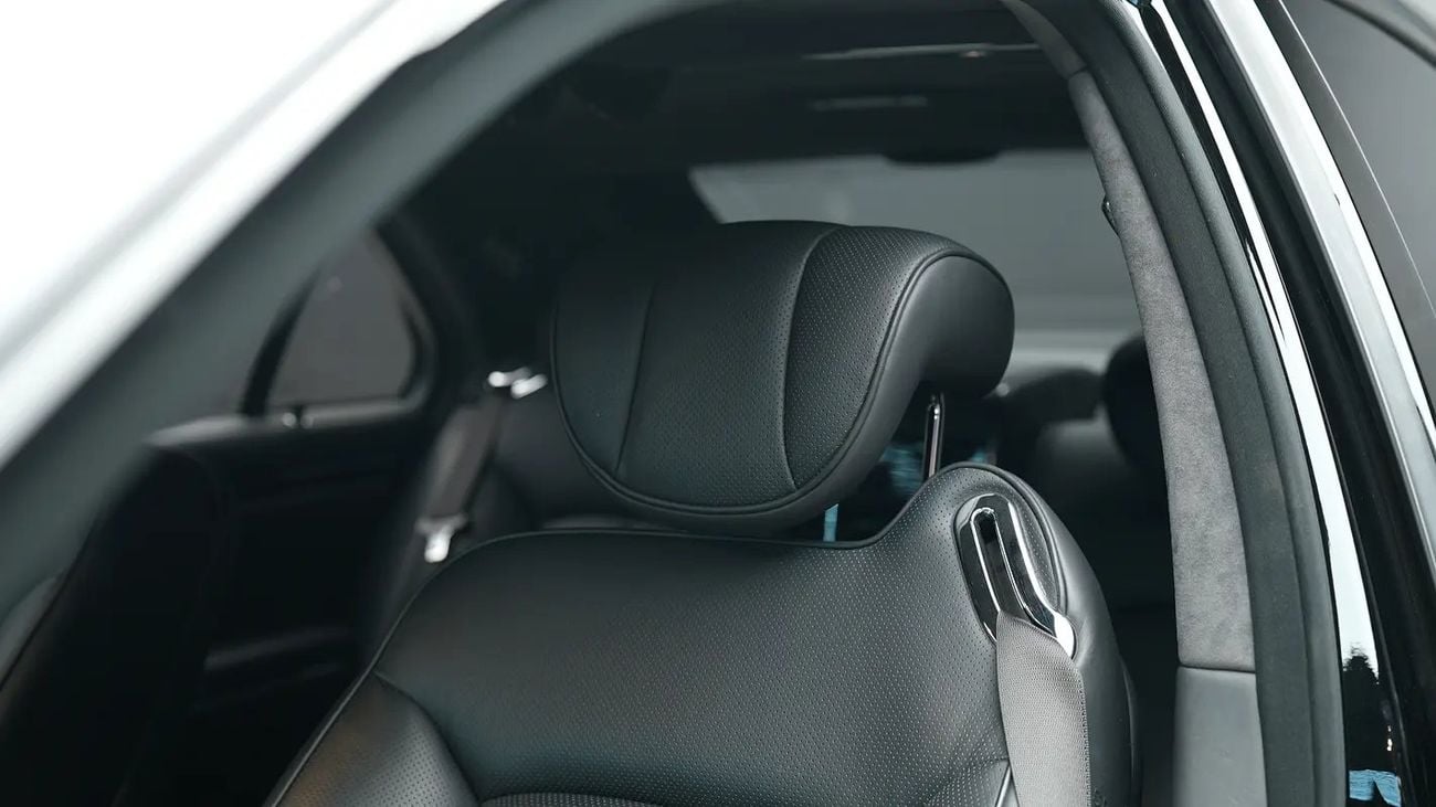 مرسيدس مايباخ 57 S S - American Specs | Luxury V12 | Excellent Condition