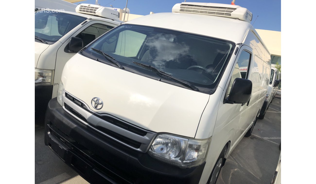 Toyota Hiace Toyota Hiace Highroof Thermoking Freezer,model:2012.Excellent condition