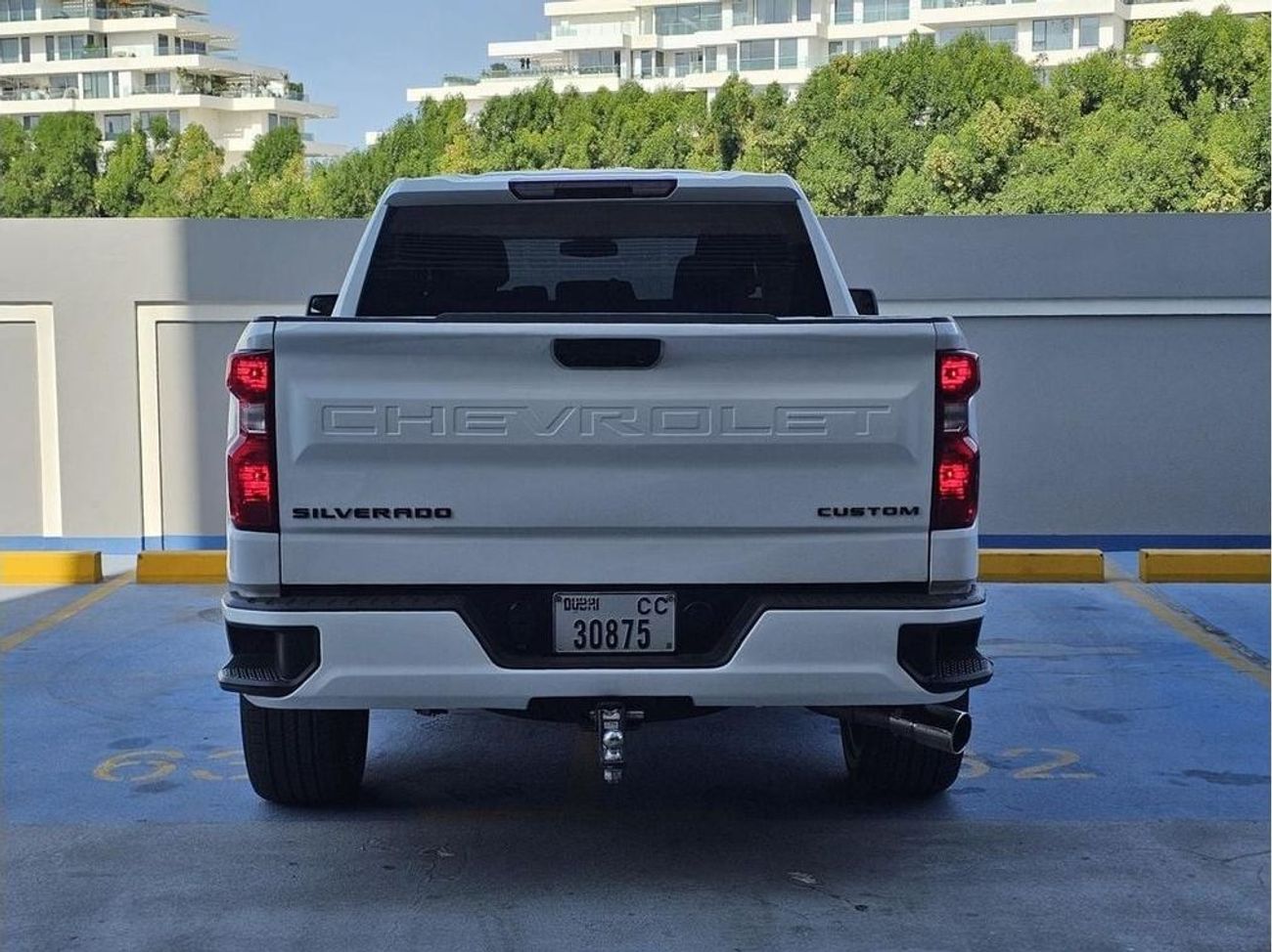 Chevrolet Silverado LEFT HAND