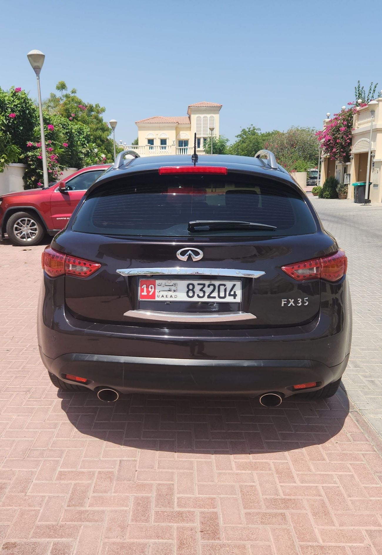 إنفينيتي FX35 Sport