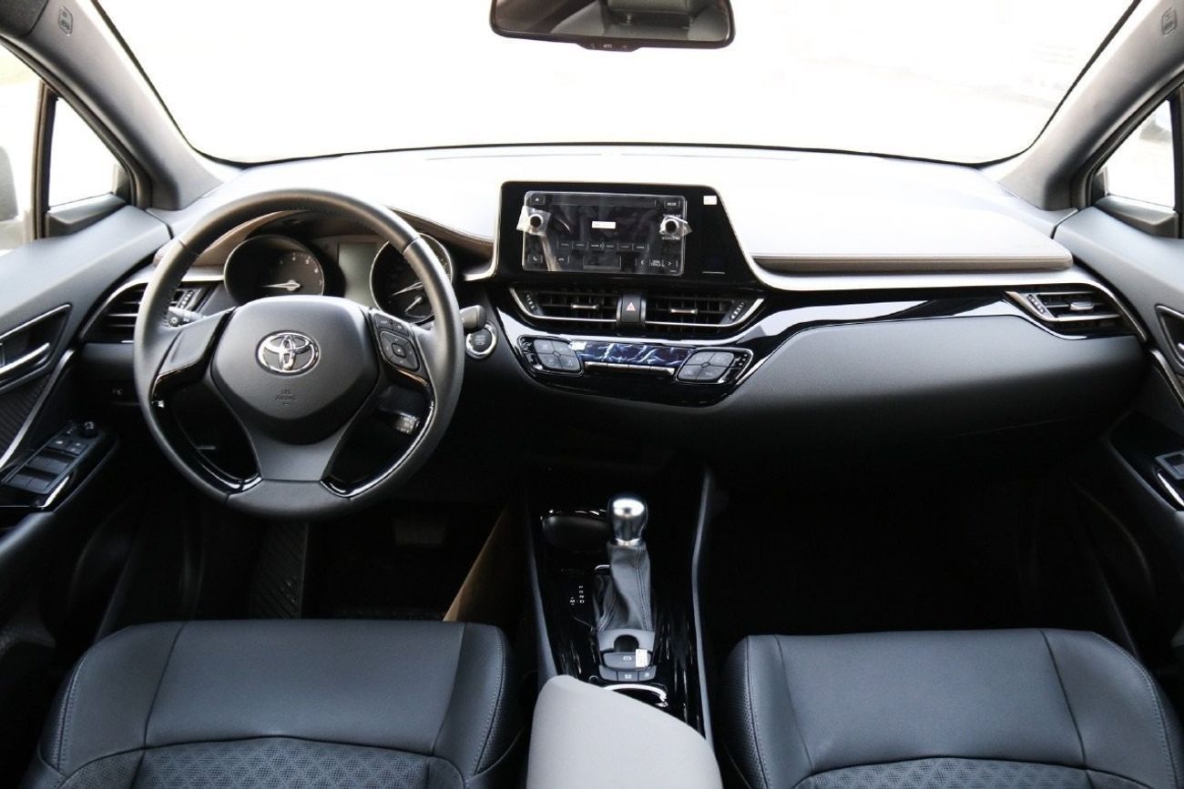 Toyota CHR TOYOTA C-HR 2023 Full Option 1.2L 114HP