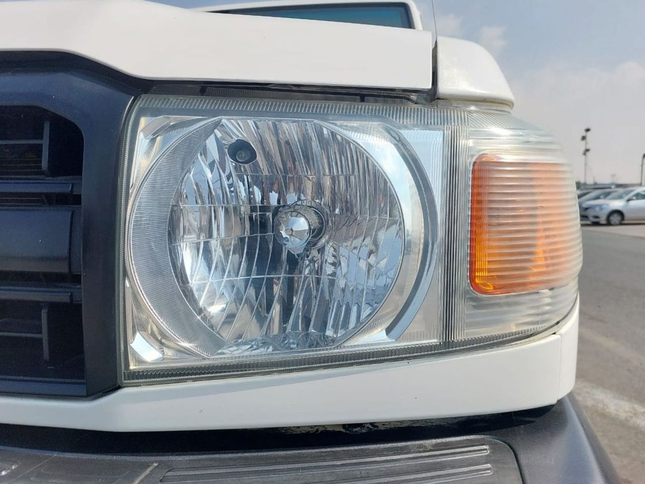 Toyota Land Cruiser Pick Up TOYOTA LAND CRUISER PICKUP LHD 2018 MODEL 4.2 L DIESEL MANUAL(PM42763)