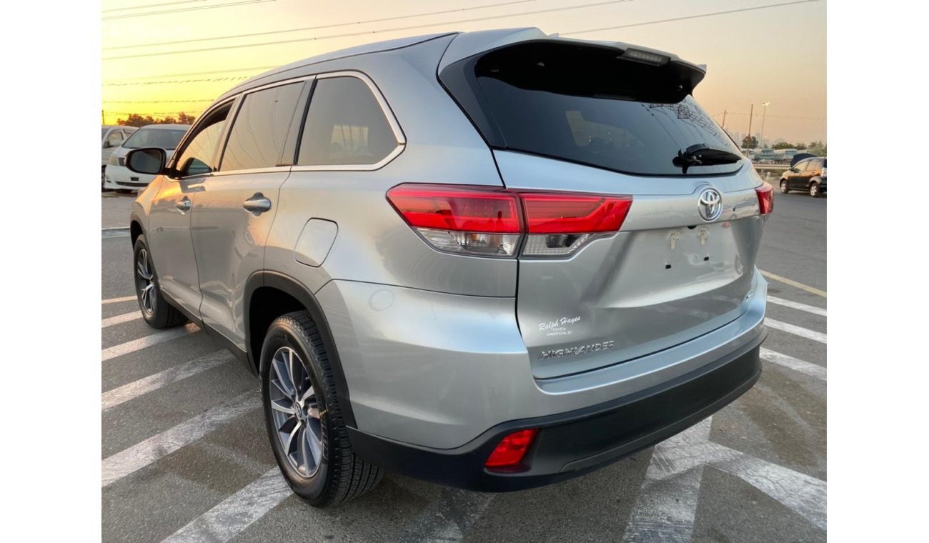 Toyota Highlander 2019 TOYOTA HIGHLANDER XLE FULL OPTION -SUNROOF -PUSH START -ELECTRICAL GENIUNE LEATHER SEAT -7 SEAT