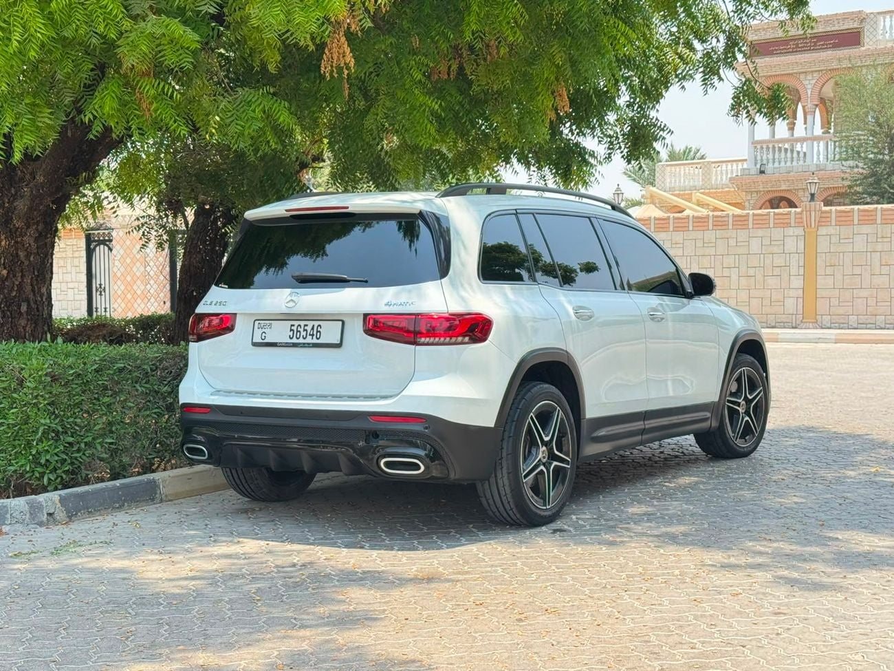 Mercedes Benz GLB250