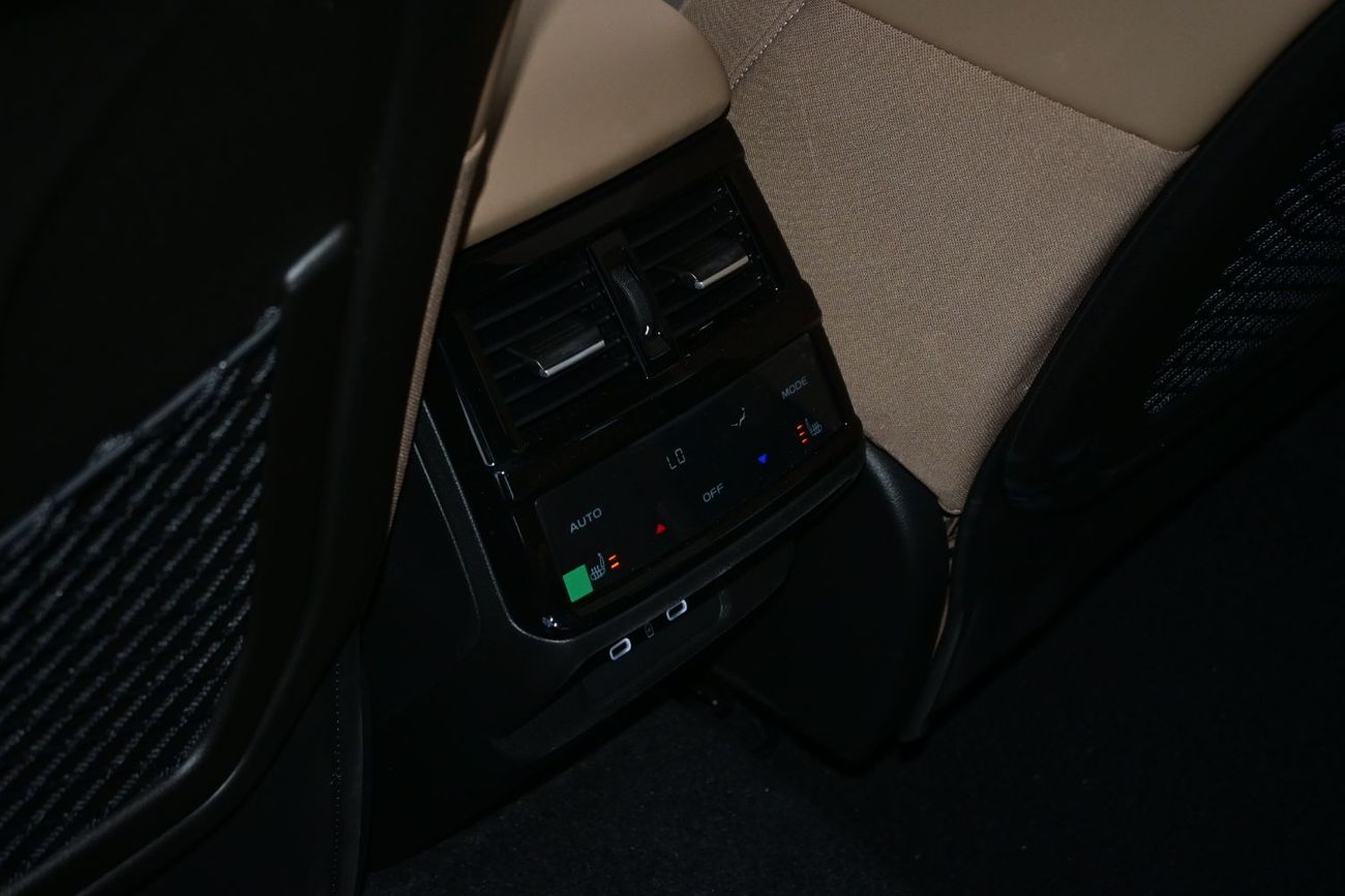 Renault Koleos Renault Koleos 2.0L Turbo, 4WD Petrol, 8 Speed Automatic, Model 2025