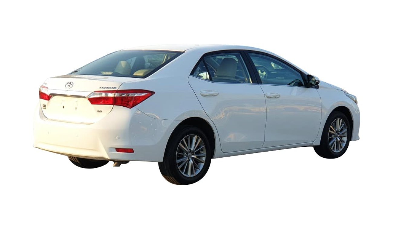 Toyota Corolla SE+ 2.0L 2015 Model with GCC Specs