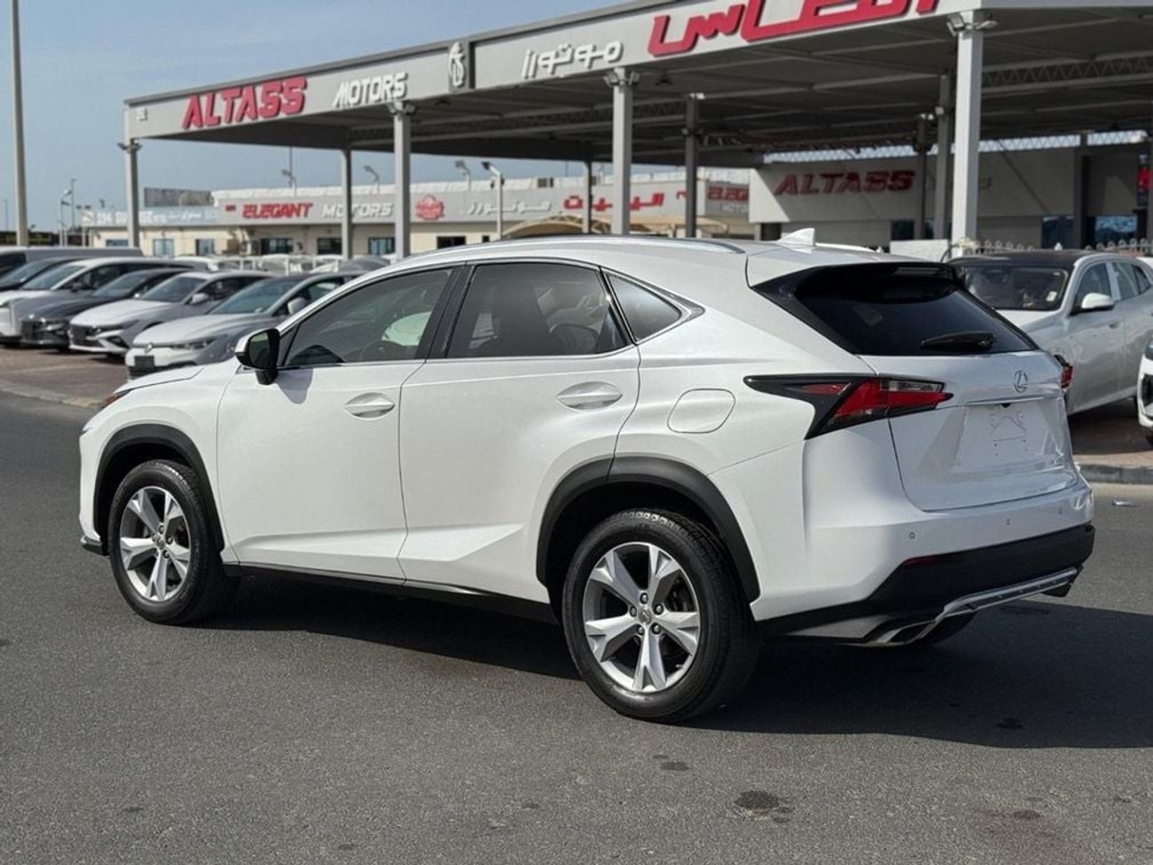 Lexus NX200t 4WD Premier 2.0L full option