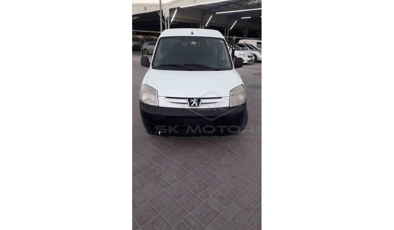 Peugeot Partner 1.6L, 15" Tyres, Xenon Headlights, 7 Seats, Airbags, Manual Gear Box, Front A/C (LOT # 970)