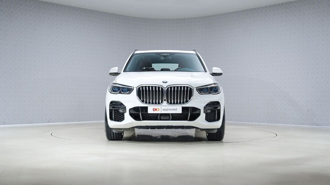 BMW X5 | AED 3945 PM | Warranty Dec-2025 | GCC