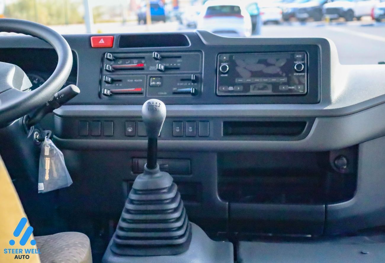 Toyota Coaster DLX 23 Executive Seats 4.2L Diesel M/T - GCC Specs - Book Now!