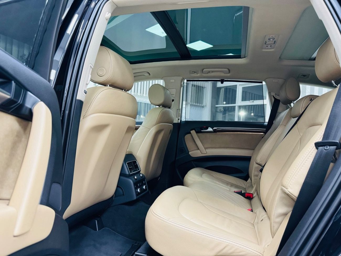 Audi Q7 TFSI quattro S-Line GCC .. FSH .. V6 .. S line .. Top Range .. Perfect Condition