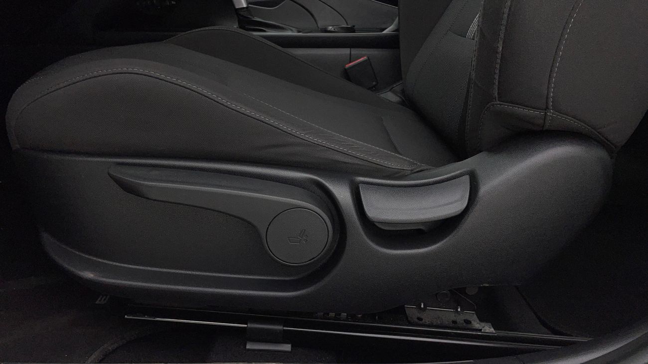 Hyundai Elantra SMART 1.6 | Zero Down Payment | Free Home Test Drive