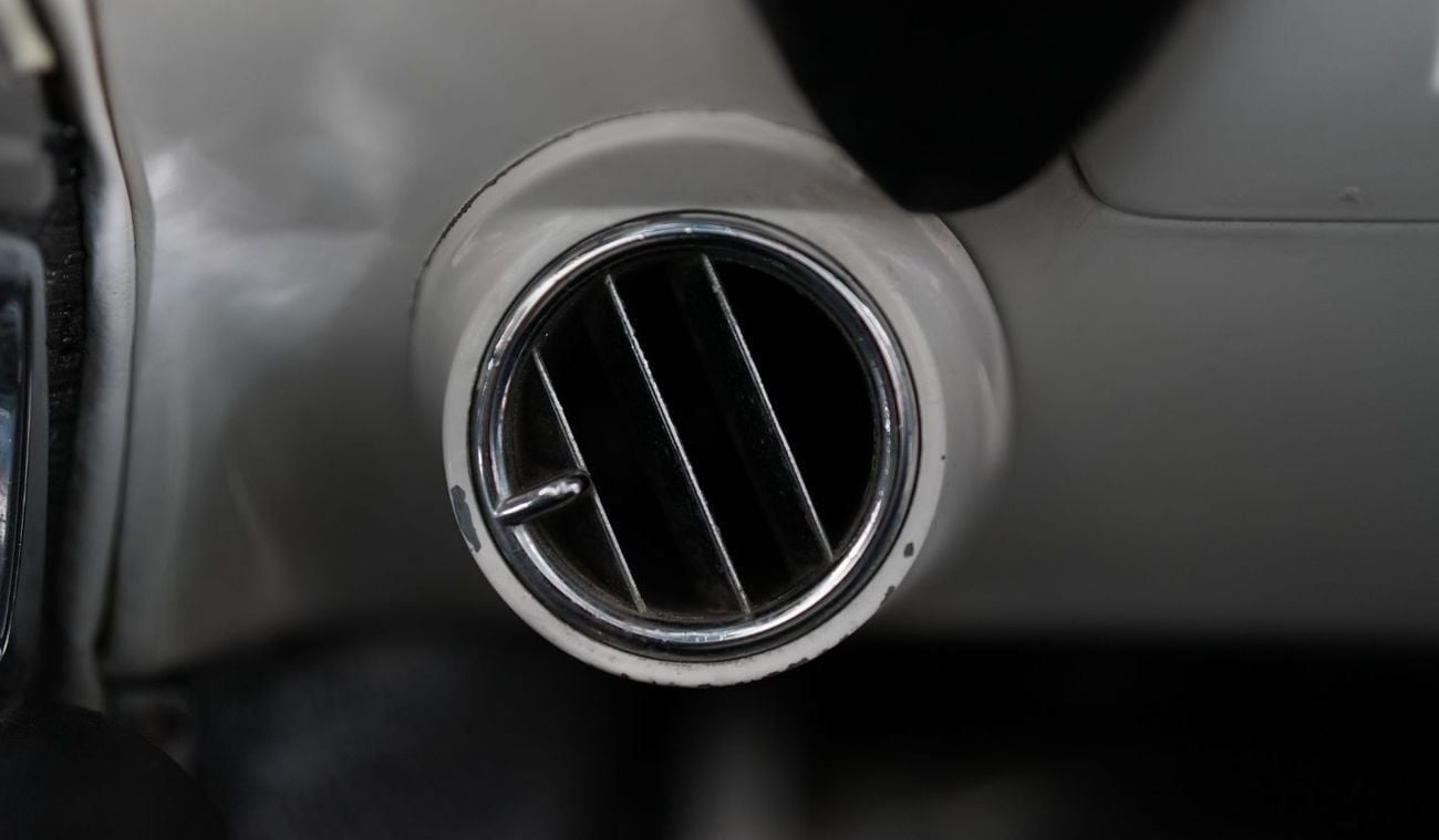 كاديلاك دي فيل كوبيه Original interior