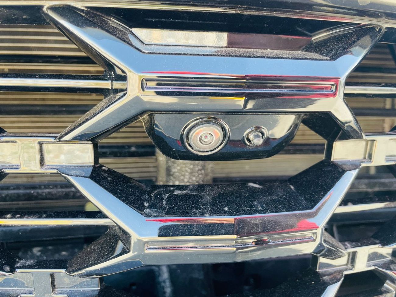 Chevrolet Silverado ZR2 Dual Cabin Pickup RHD 4WD 6.2L Eco tec3 V8 Petrol Engine Automatic 5 Seats 4 Doors