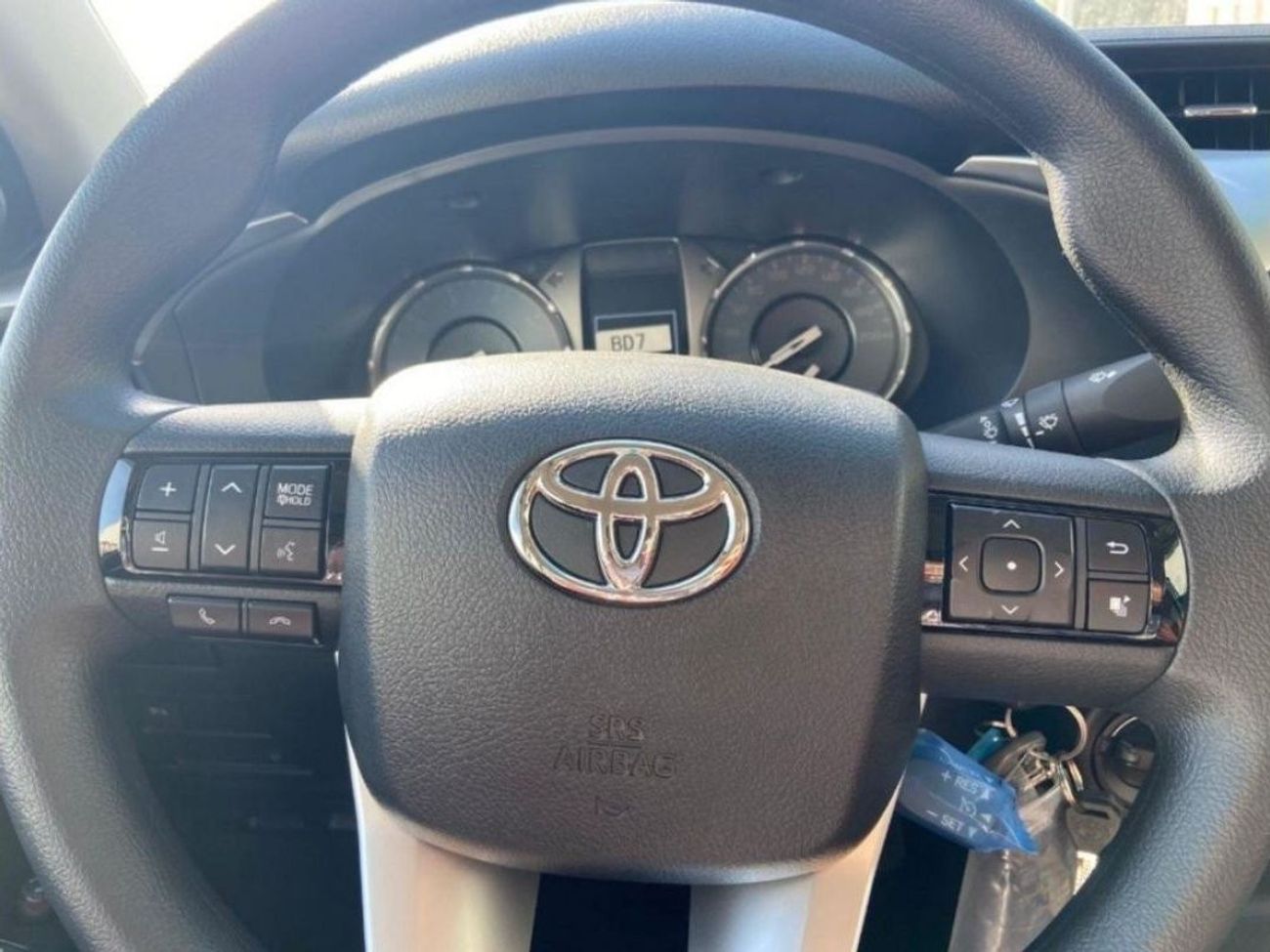 Toyota Hilux 2023 Toyota Hilux 2700cc Full Option Automatic With Rear Camera Zero KM