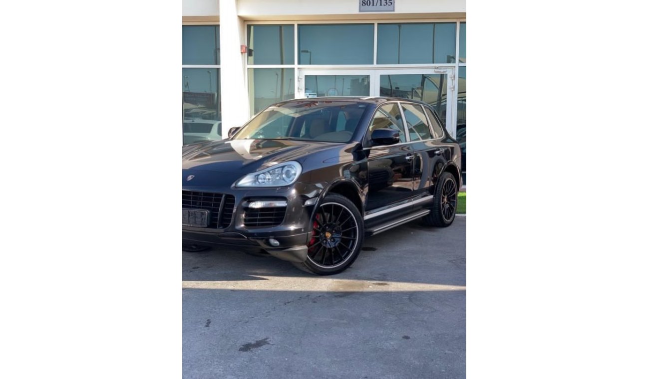 Porsche Cayenne Turbo porsche cayenne turbo 2008 gcc 8 slinder first owner