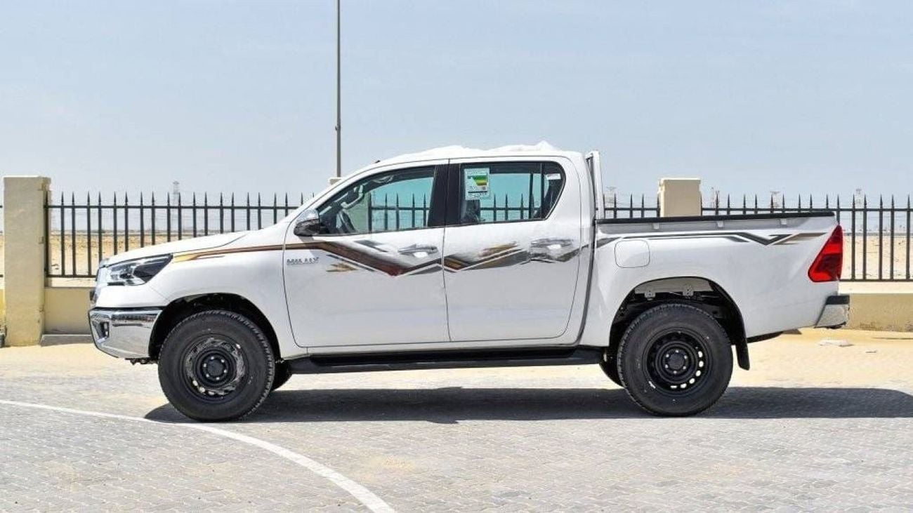 Toyota Hilux TOYOTA HILUX  SR5 DC 2.8L MT 4X4 (DIESEL) MY24