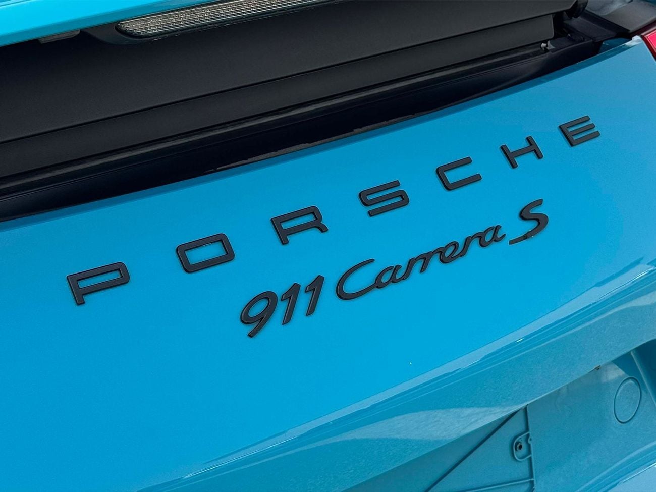 Porsche 911 CARRERA