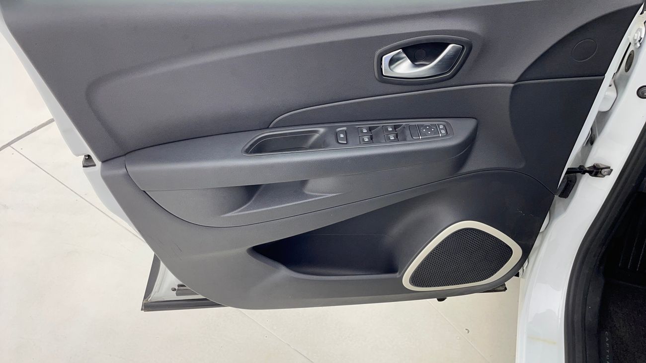 Renault Captur PE 1.6 | Zero Down Payment | Free Home Test Drive