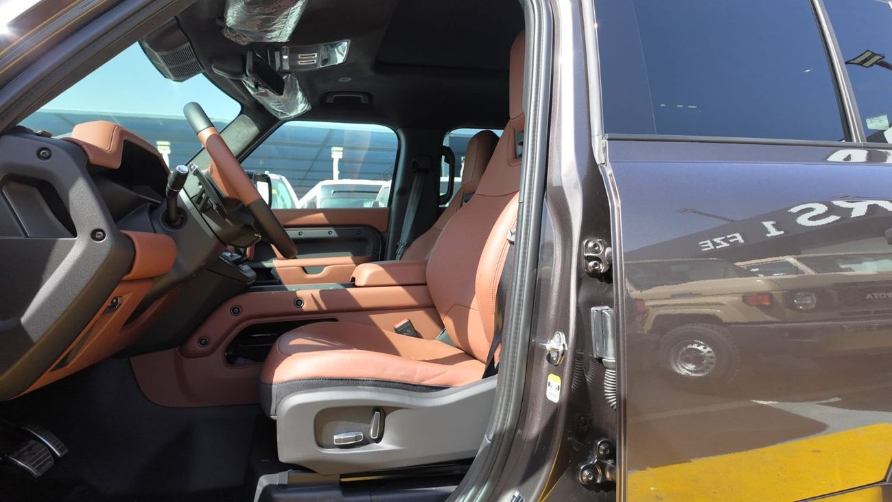 Land Rover Defender Land Rover Defender 110 P635 OCTA V8 (5 years warranty)