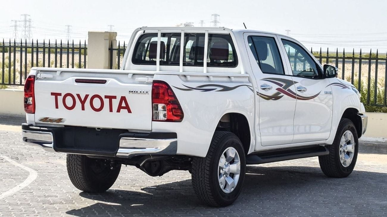 Toyota Hilux S GLX 2.4L 4WD A/T 2025YM