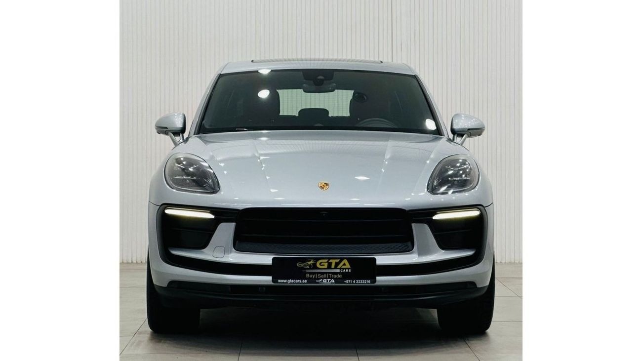 بورش ماكان 2023 Porsche Macan, December 2024 Porsche Warranty, Full Porsche Service History, Low Kms, GCC