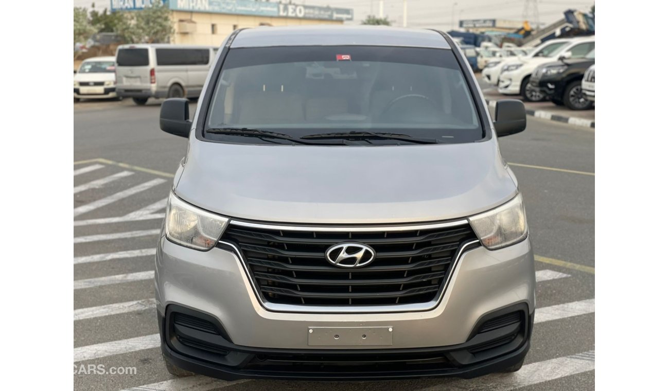 Hyundai H-1 2019 HYUNDAI H 1 - 2.4L V4 - 12 SEATER - Automatic - PETROL / EXPORT ONLY