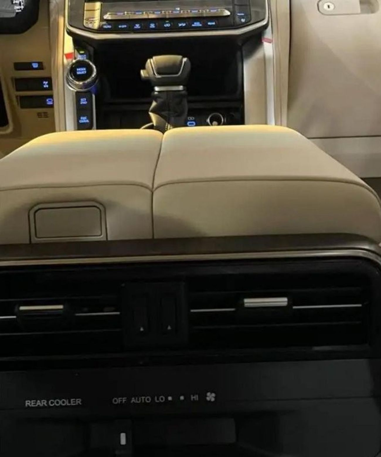 Toyota Land Cruiser 3.5L TWIN TURBO GXR 2024 GCC